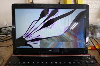 NECノートPC 液晶パネル割れ修理
