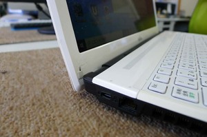ヒンジ破損?富士通Lifebook AH42/R 水戸市