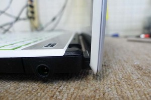 富士通Lifebook AH56/M ヒンジ破損 ひたちなか市