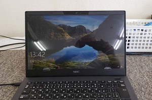 画面表示不良 極薄パネル NEC PM750NAB