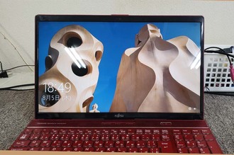 液晶パネル割れ 富士通Lifebook AH53/C2 桜川市から