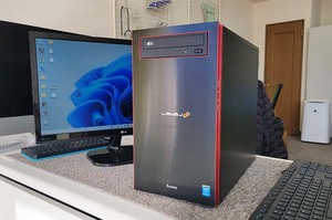 電源ON,OFFを繰り返す Iiyama デスクトップPC
