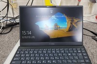 液晶パネル割れ ASUS ZenBook UX325E 水戸市