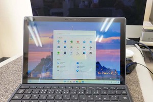 ブルースクリーンで起動不能 Surface Pro7 笠間市