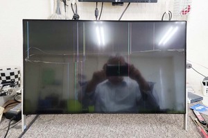 液晶パネル割れ 富士通ESPRIMO FH77/B3 水戸市