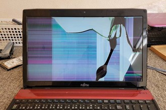 液晶割れ 富士通Lifebook AH53/S 劇的アップグレード