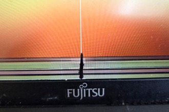 起動の遅いパソコンお買い換え前に!UH90/E3 液晶パネル交換