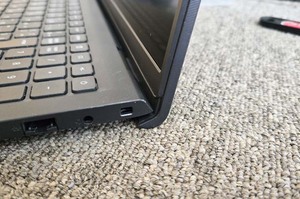 ヒンジ破損？Dell Vostro 15 3510 水戸市法人様