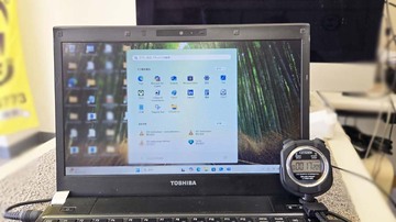 
              2012年製 東芝Dynabbok R732 起動不能 OSアップ・高速化・データ復旧修理