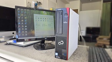 
              取引先アプリが動かない パソコン買い替え？富士通ESPLIMO D587/SX