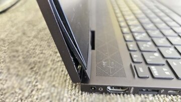 
              2in1 HP ENVY x360 15インチモデル ヒンジ部分破損 日立市個人様から