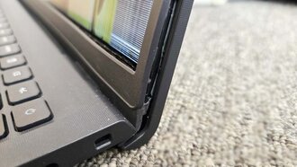 また来た！DELL Vostro3520 ヒンジ部分破損から液晶パネルも割れた  東海村法人様
